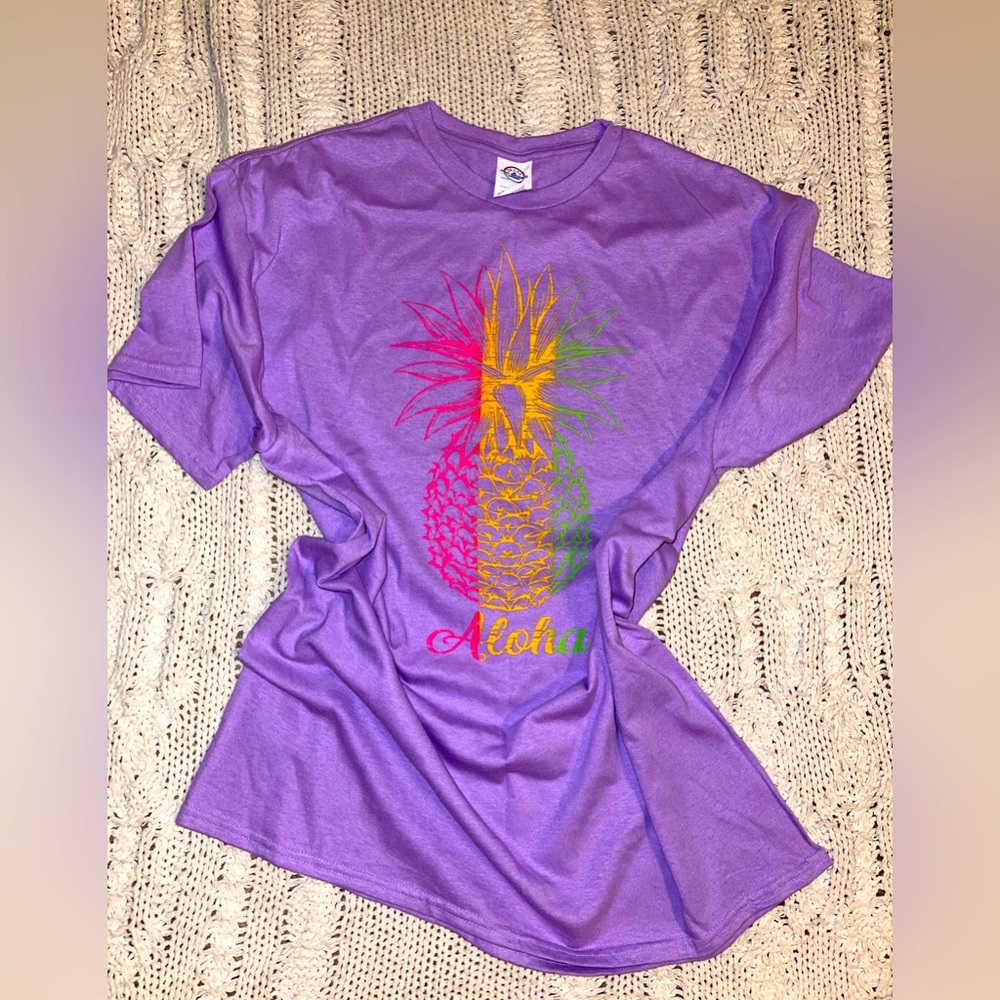 Graphic Tee. Large